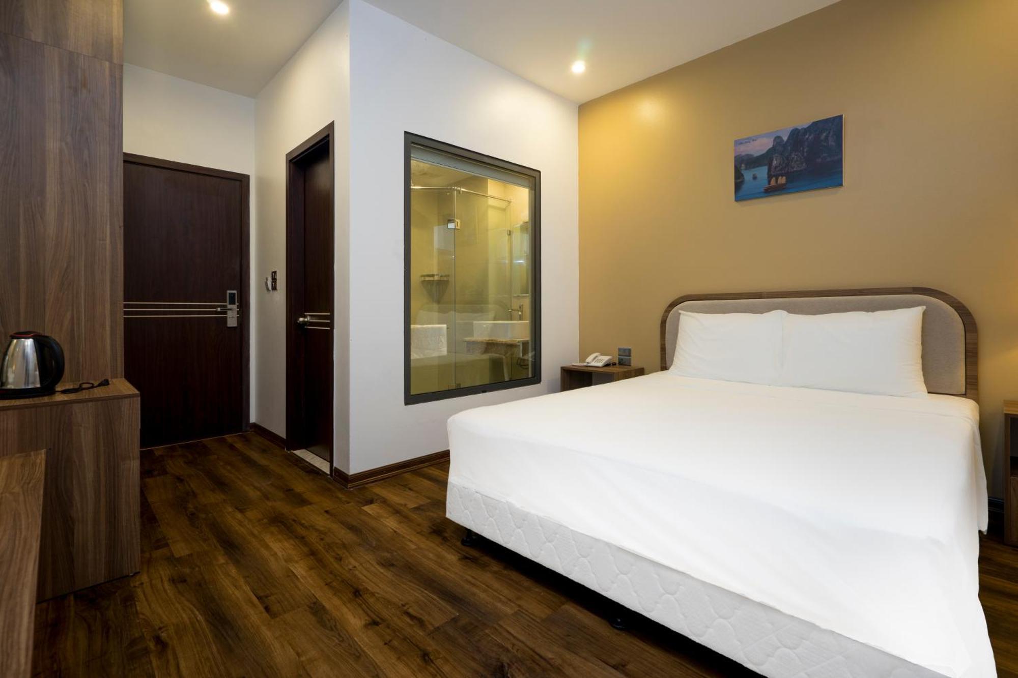 Lantana Ha Long Hotel E409 Sunplaza Pho Di Bo, Bai Chay, Ha Long Exterior photo