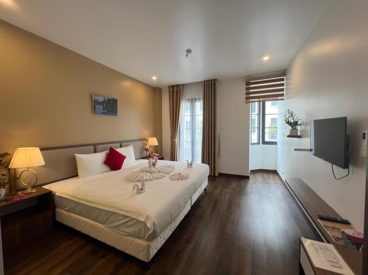 Lantana Ha Long Hotel E409 Sunplaza Pho Di Bo, Bai Chay, Ha Long Exterior photo
